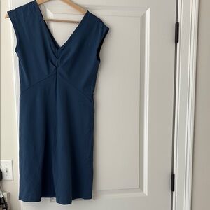 Patagonia Blue Sheath Midi Dress V-Neck Sleeveless